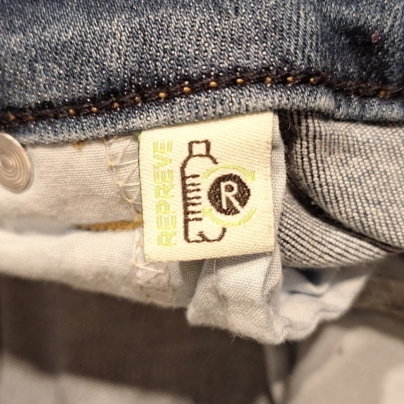 Womens Lane Bryant stretch straight fit magic waistband denim shorts 20 - Picture 4 of 6